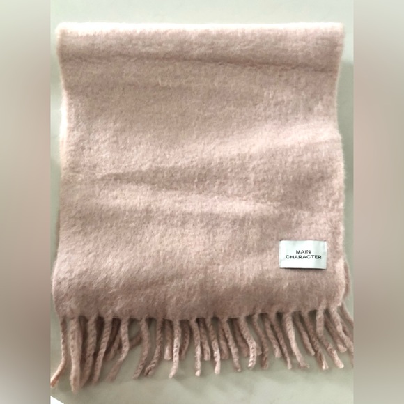 Aritzia Pink Main Character LAILA Fringe Scarf - Picture 6 of 10